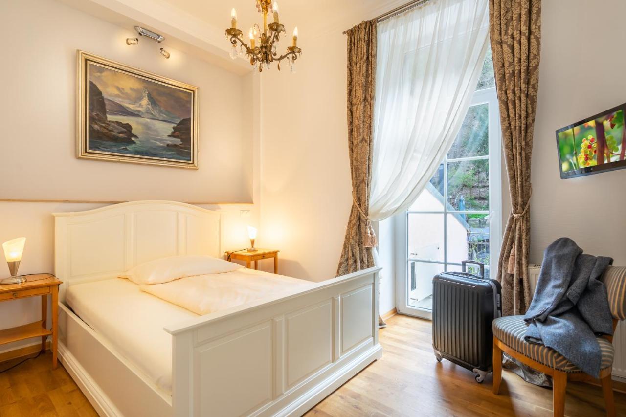 Romantisches Hotel Zur Post โบรเดนบาค ภายนอก รูปภาพ