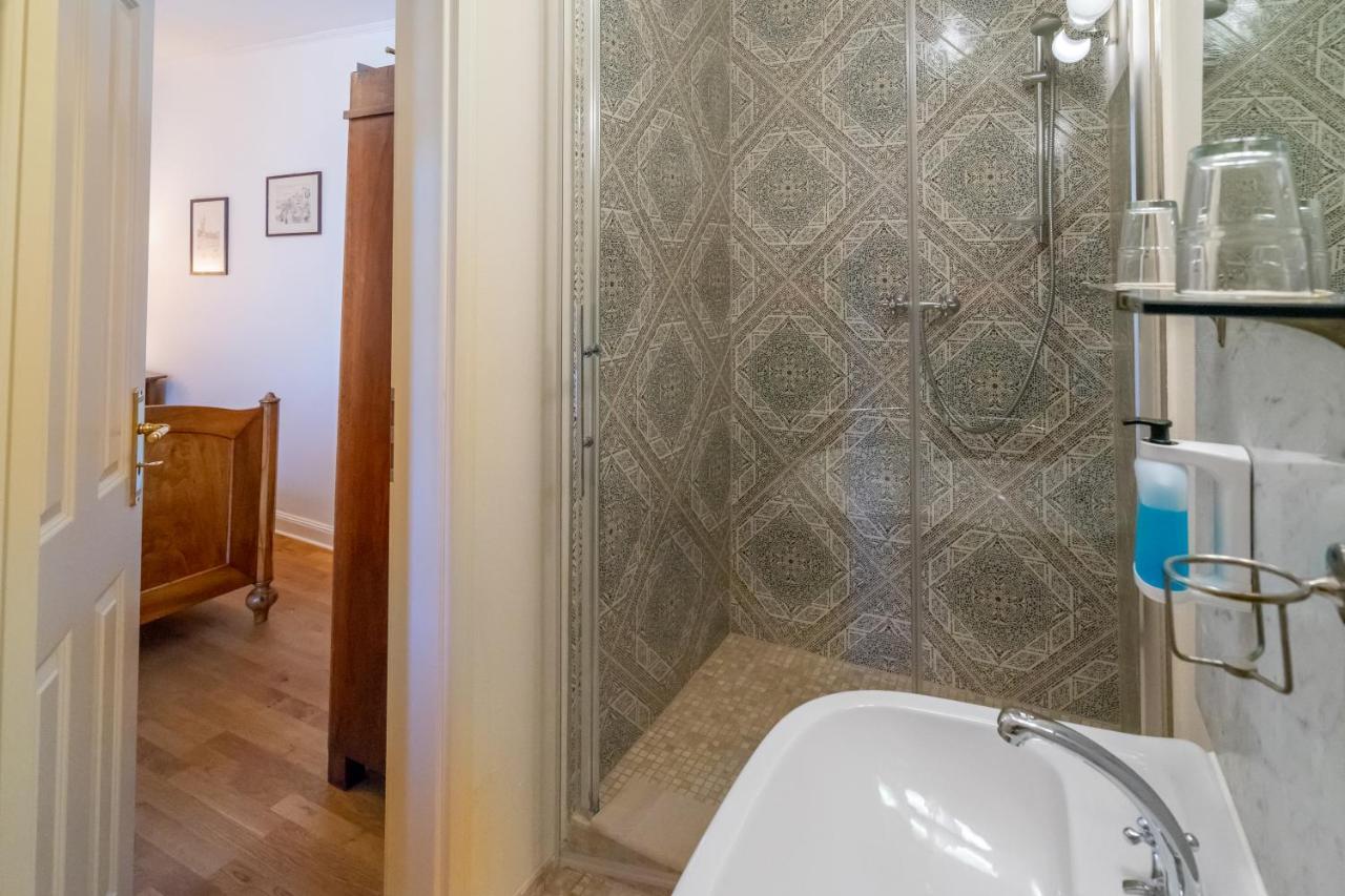 Romantisches Hotel Zur Post โบรเดนบาค ภายนอก รูปภาพ